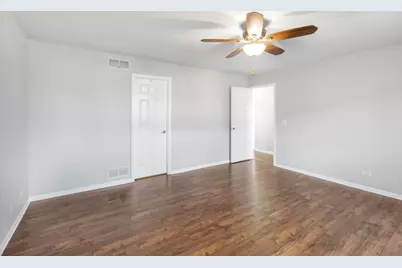 695 Dean Drive #G, South Elgin, IL 60177 - Photo 9