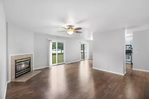 695 Dean Dr, South Elgin, IL 60177 - Photo 11