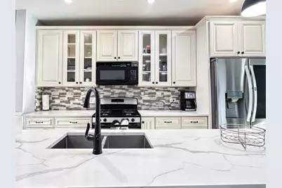 2436 Grove Avenue, Berwyn, IL 60402 - Photo 11