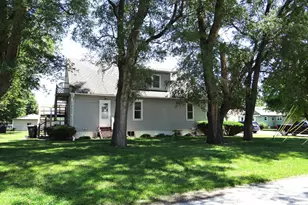 190 W Maple St, Coal City, IL 60416 - Photo 3