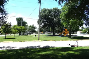 190 W Maple St, Coal City, IL 60416 - Photo 5