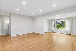 255 Happ Rd, Northfield, IL 60093 - Photo 7