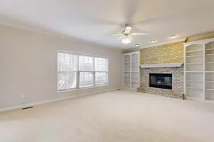 2107 Crossgate Ct, Champaign, IL 61822 - Photo 11