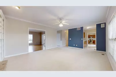 2107 Crossgate Court, Champaign, IL 61822 - Photo 9