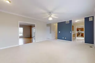 2107 Crossgate Ct, Champaign, IL 61822 - Photo 9