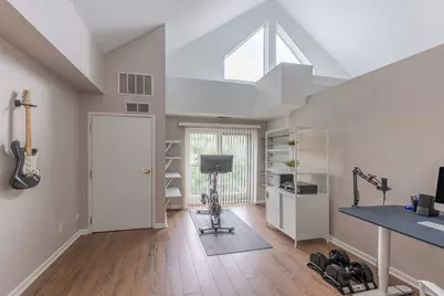 1111 Burlington Avenue #422, Lisle, IL 60532 - Photo 7