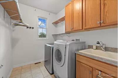 7645 Farrell Drive, Lakewood, IL 60014 - Photo 25