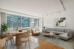 211 E Ohio St, Chicago, IL 60611 - Photo 3