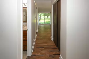 230 University Ln, Elk Grove Village, IL 60007 - Photo 19