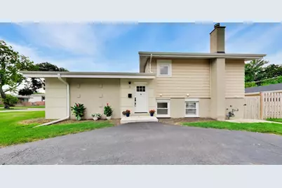 3 W White Oak Street, Arlington Heights, IL 60005 - Photo 3