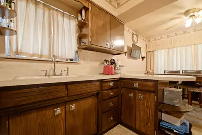 13227 S Escanaba Avenue, Chicago, IL 60633 - Photo 11