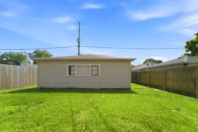 13227 S Escanaba Avenue, Chicago, IL 60633 - Photo 19