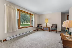 2115 Maple Rd, Joliet, IL 60432 - Photo 3