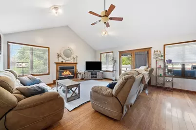 8 Woodside Avenue, Kankakee, IL 60901 - Photo 5