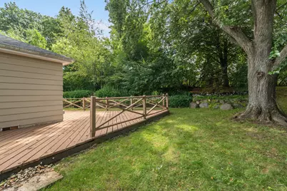 901 Hampton Court, McHenry, IL 60050 - Photo 21