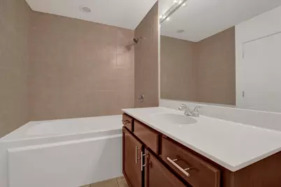 1150 W 15th Street #238, Chicago, IL 60608 - Photo 19
