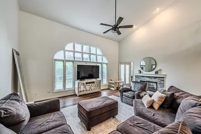 24065 Ascot Court, Naperville, IL 60564 - Photo 11