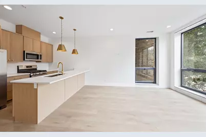 1313 W Taylor Street #2, Chicago, IL 60607 - Photo 3