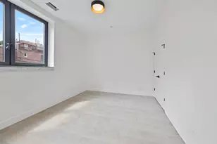 1313 W Taylor St, Chicago, IL 60607 - Photo 13