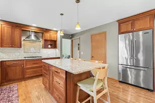 812 W Kelly Ann Dr, Palatine, IL 60067 - Photo 11