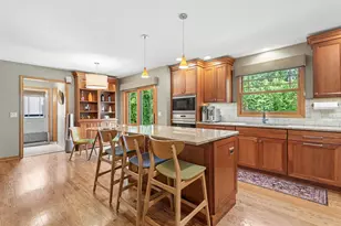 812 W Kelly Ann Dr, Palatine, IL 60067 - Photo 7