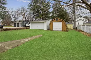 209 W Main St, Barrington, IL 60010 - Photo 19