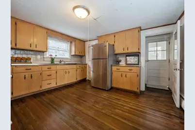 209 W Main Street, Barrington, IL 60010 - Photo 13