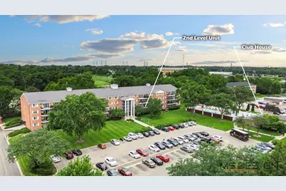 1060 N Farnsworth Avenue #1206, Aurora, IL 60505 - Photo 1