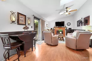 504 Tebay Pl, Schaumburg, IL 60194 - Photo 13