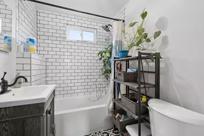4658 N Kennicott Avenue, Chicago, IL 60630 - Photo 15
