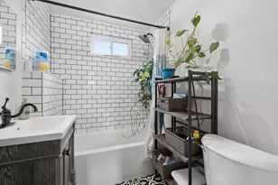 4658 N Kennicott Ave, Chicago, IL 60630 - Photo 15