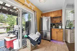 4658 N Kennicott Ave, Chicago, IL 60630 - Photo 9