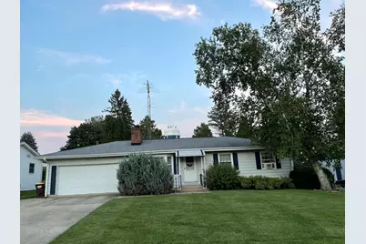 705 Obrien Street, Harvard, IL 60033 - Photo 3