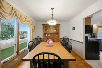 6511 Dunham Road, Downers Grove, IL 60516 - Photo 11