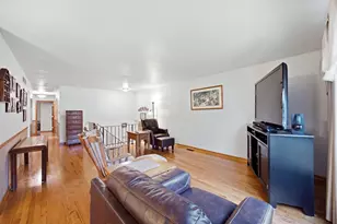 6511 Dunham Rd, Downers Grove, IL 60516 - Photo 9