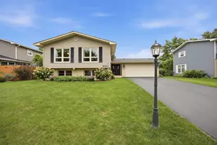 6511 Dunham Rd, Downers Grove, IL 60516 - Photo 1