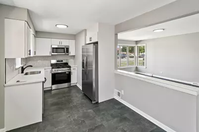 7704 McVicker Avenue, Burbank, IL 60459 - Photo 5