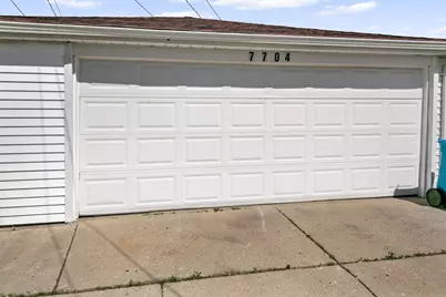 7704 McVicker Avenue, Burbank, IL 60459 - Photo 21