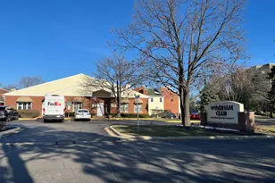 1426 E Wyndham Cir, Palatine, IL 60074 - Photo 7