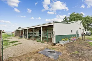 12433 Prairie Center Rd, Morrison, IL 61270 - Photo 11