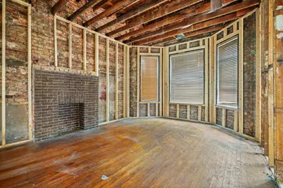 6215 S Evans Avenue, Chicago, IL 60637 - Photo 9