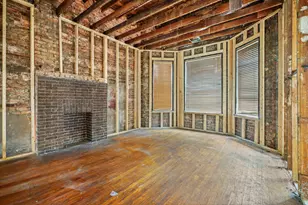 6215 S Evans Ave, Chicago, IL 60637 - Photo 9