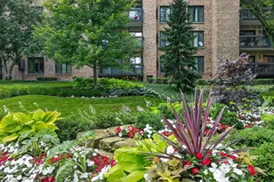 1831 S Mission Hills Rd, Northbrook, IL 60062 - Photo 39