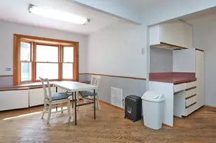 2055 Shepard Rd, Hoffman Estates, IL 60169 - Photo 5