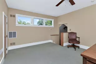 2 S Stough St, Hinsdale, IL 60521 - Photo 37