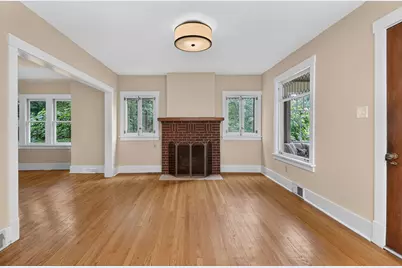 2 S Stough Street, Hinsdale, IL 60521 - Photo 15