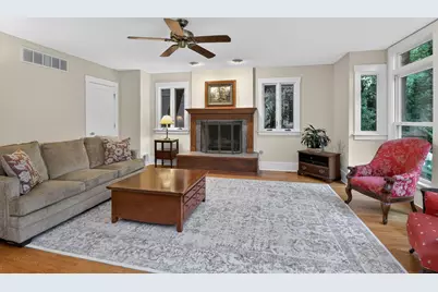 2 S Stough Street, Hinsdale, IL 60521 - Photo 25