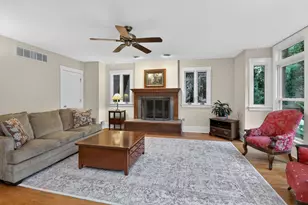 2 S Stough St, Hinsdale, IL 60521 - Photo 25