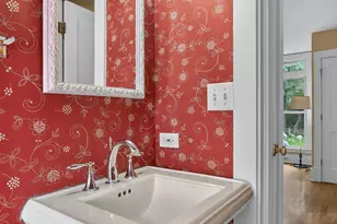 2 S Stough St, Hinsdale, IL 60521 - Photo 27