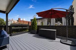 1366 W Walton St, Chicago, IL 60642 - Photo 5